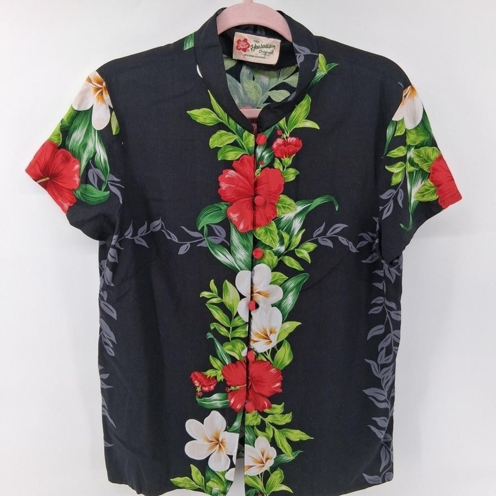 Hilo Hattie Shirt Womens Medium Hawaiian Aloha Floral Button Up Short Sleeve